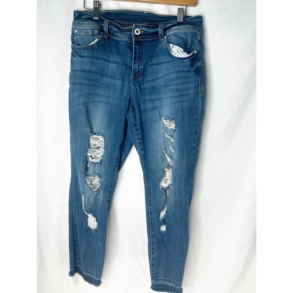 INC Denim Jeans Womens 8 Destructed Destroyed Crop/Ankle Frayed Hem Modern Fit